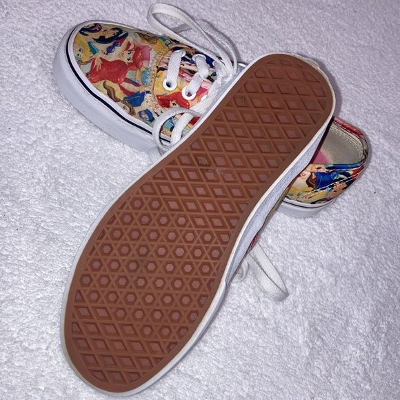 Vans X Disney Princess Multi Princess womens Size 5 All Over Print Shoes Sneaker - Picture 7 of 9